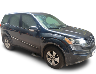 Mahindra XUV500-img